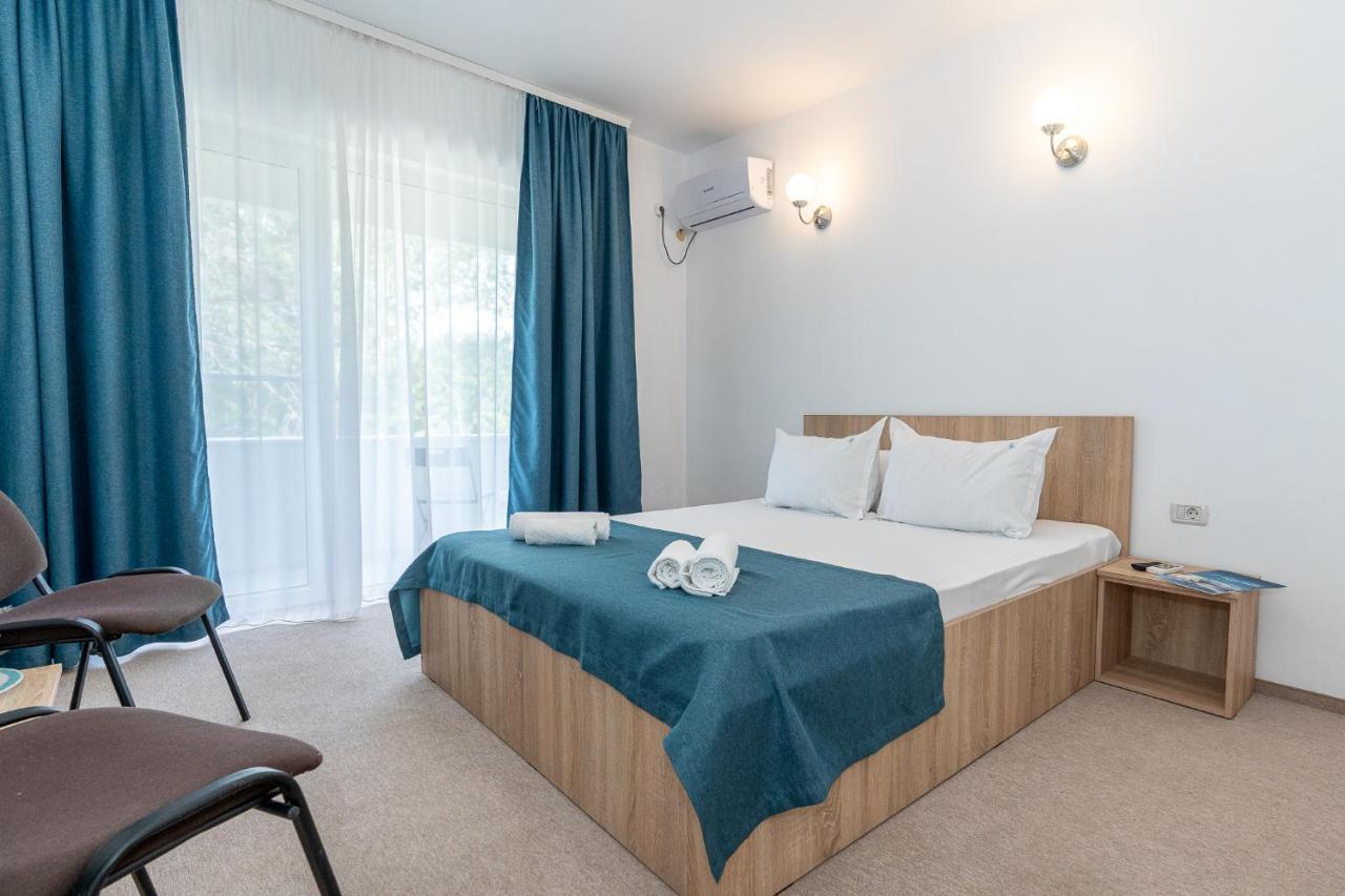 Hotel Irina Венус Екстериор снимка