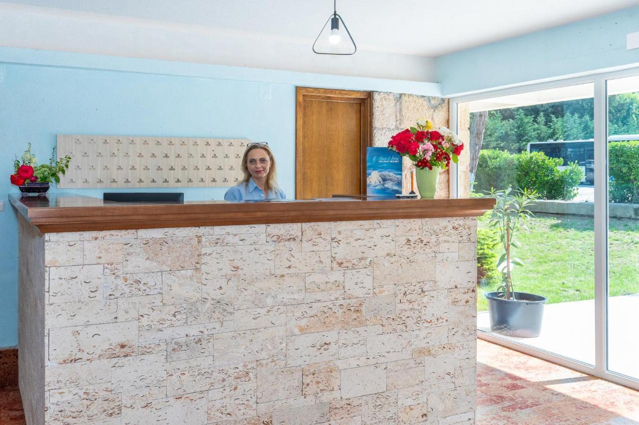 Hotel Irina Венус Екстериор снимка